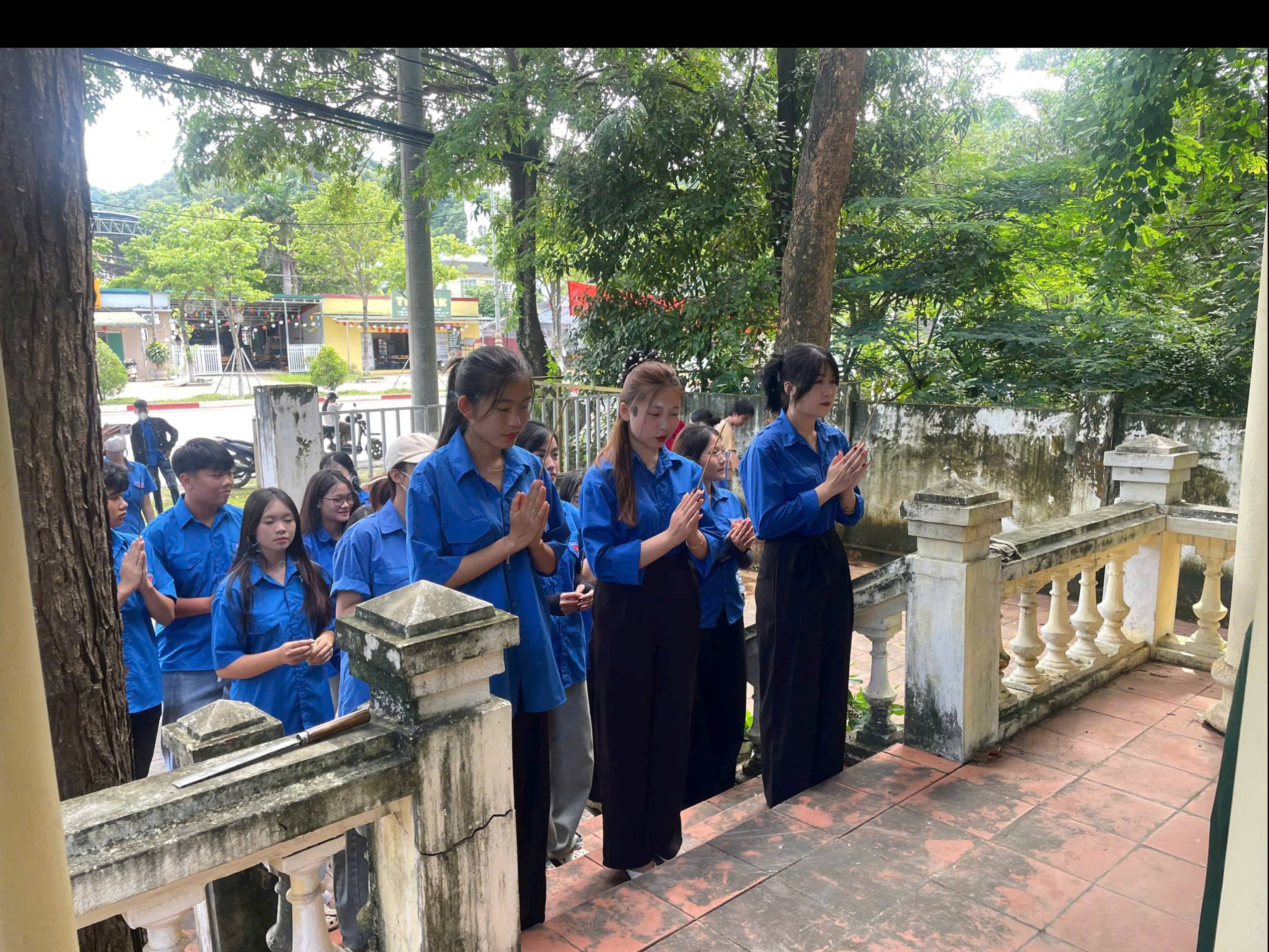 Phát huy truyền thống “Uống nước nhớ nguồn” và tri ân những cống hiến to lớn của các thế hệ cha anh cho sự nghiệp giải phóng dân tộc